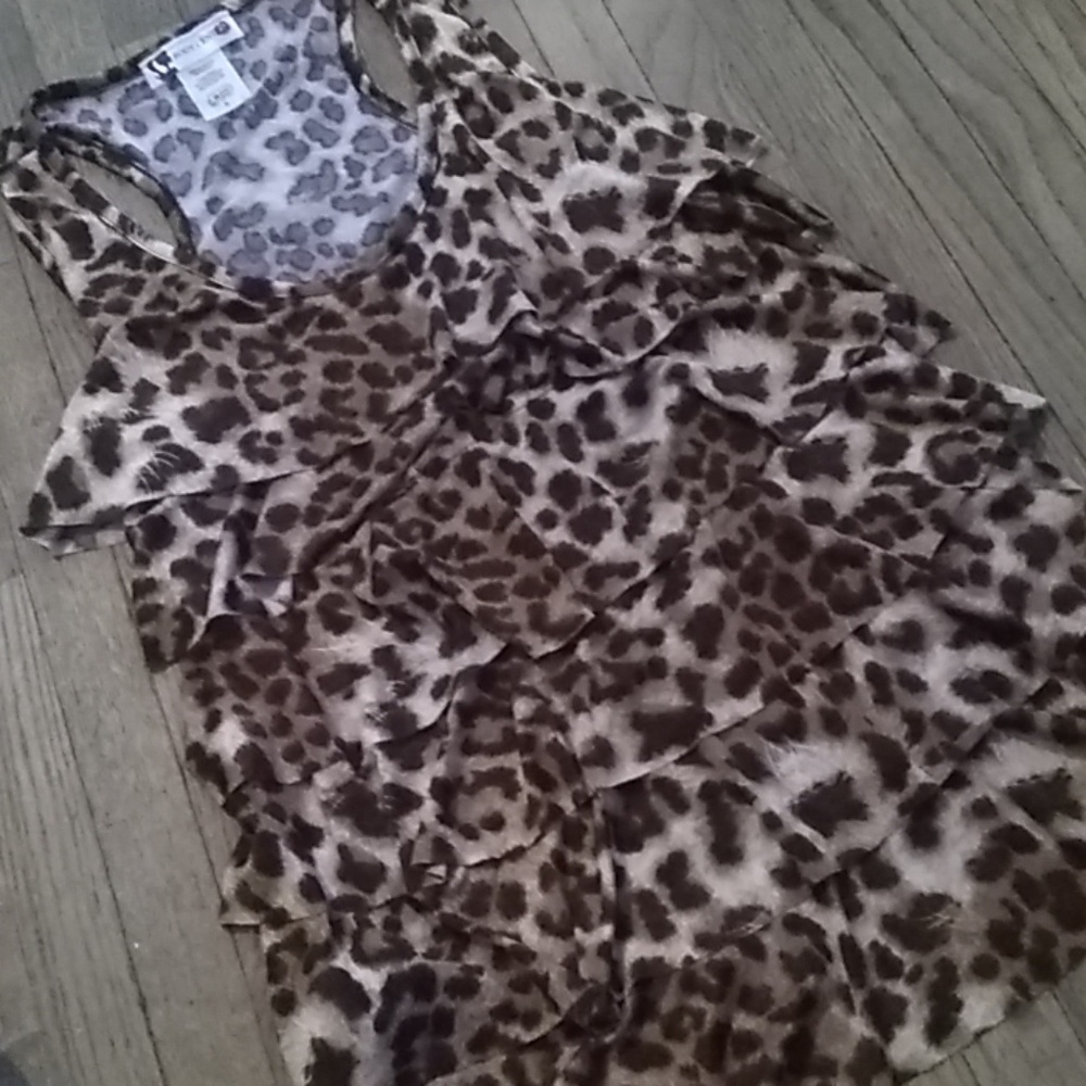 Body Central silky leopard print tiered tank